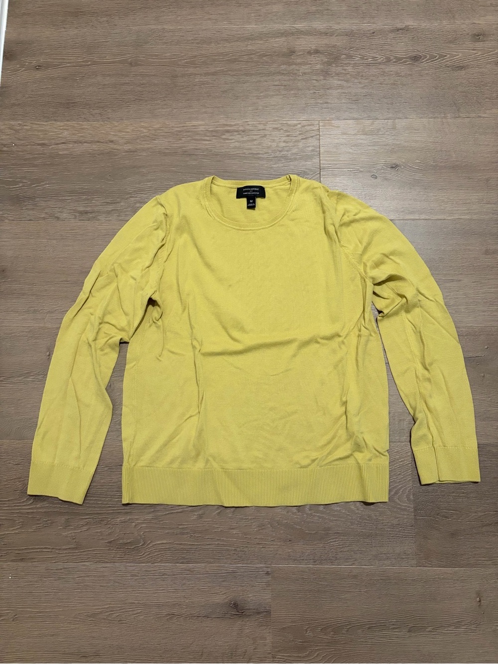 Banana Republic Women’s Lemon Yellow Crewneck Sweater